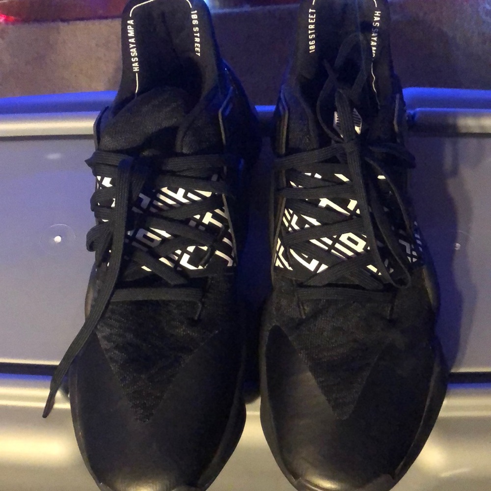 Harden vol 4 tuxedo